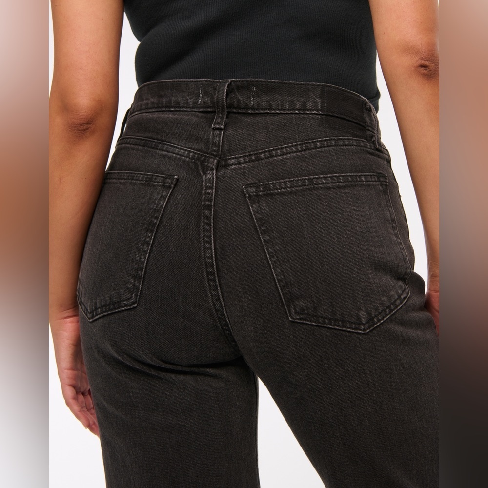 Abercrombie & Fitch High Rise 90’s Relaxed Jean Size 27 Short - Picture 7 of 16